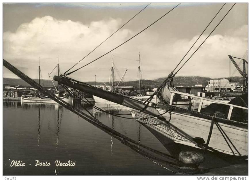 Italie - Sardaigne - Olbia - Bâteaux Voilier - Port