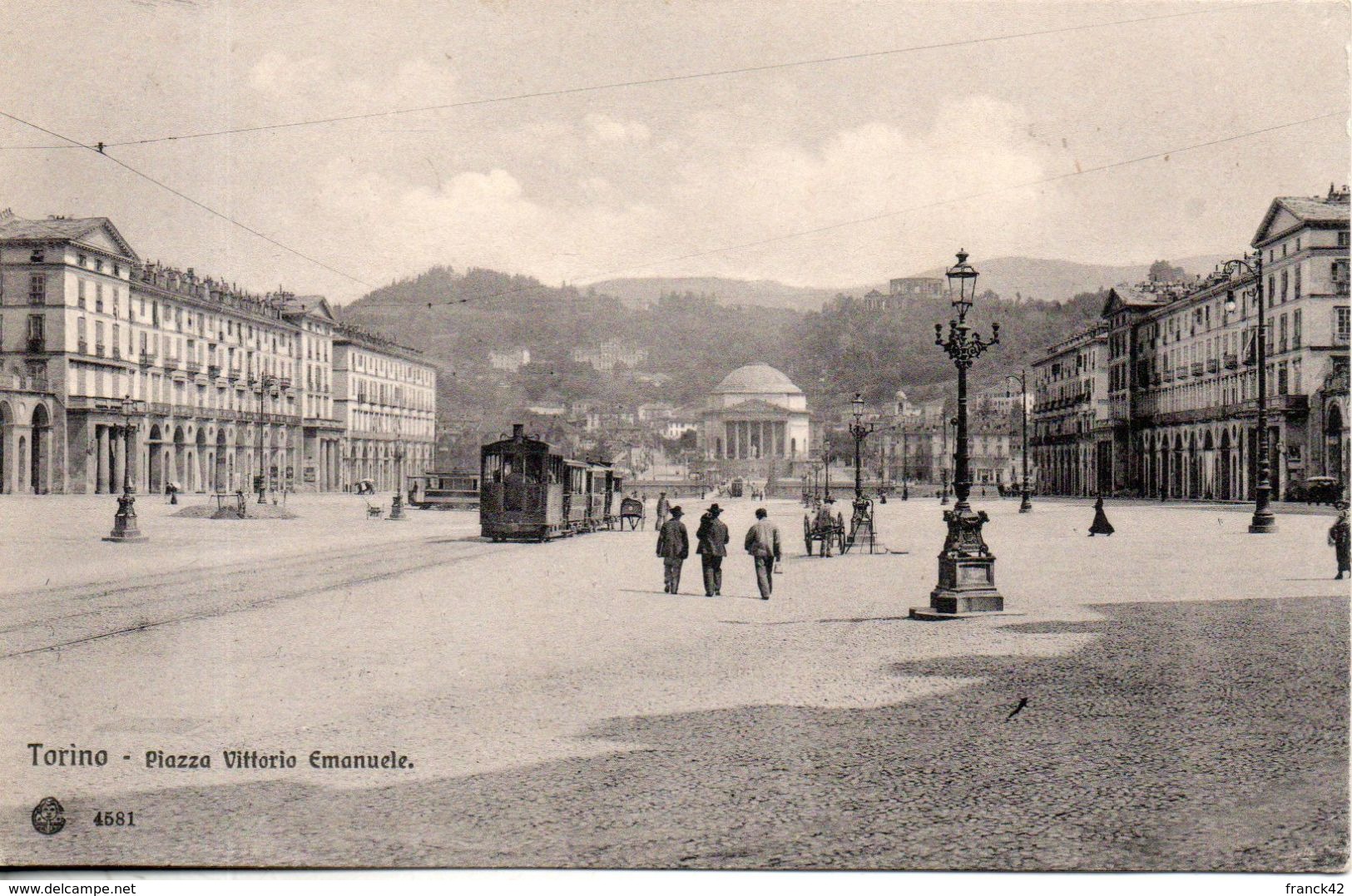 italie. torino. piazza vittorio emanuele