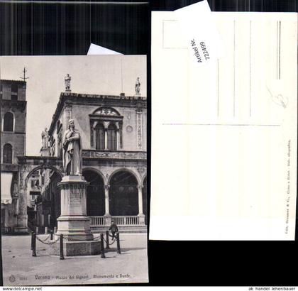 722499 Verona Piazza dei Signori Monumento a Dante Verona Verona