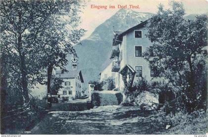 Dorf-Tirol Suedtirol IT Eingang ins Dorf
