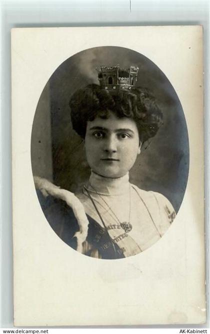 Regina delle Regine di Parigi Adel Italien - 39285310