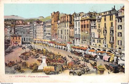 A966 Italy Genova Genoa Piazza Caricamento Carriages Tram  vintage postcard
