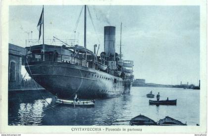 Civitavecchia - Piroscafo in partenza