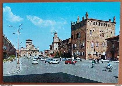 Cartolina Carpi - Piazza Martiri - 1970 ca.