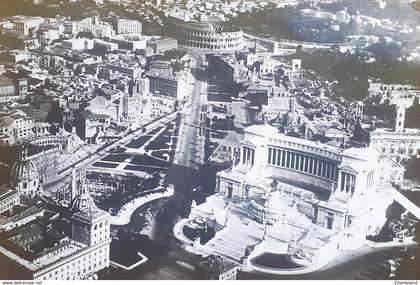 Cartolina - Roma - Altare della Patria e Colosseo - 1950 ca.