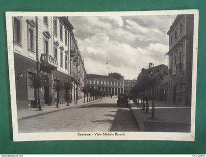 Cartolina Crotone - Viale Michele Bianchi - 1945