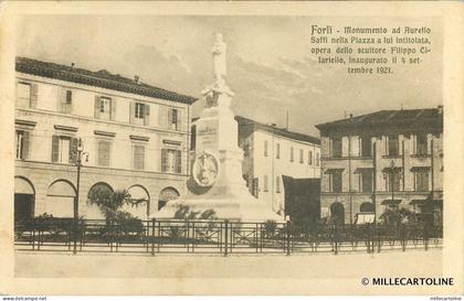 FORLI' - Monumento ad Aurelio Saffi nella Piazza a lui intitolata Forlì