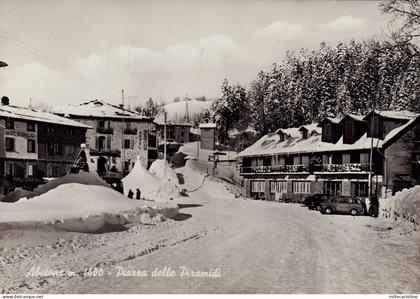 #ABETONE: PIAZZA DELLE PIRAMIDI