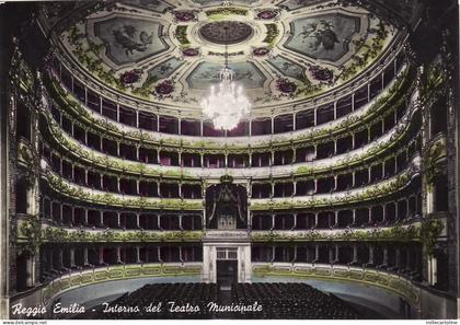 #REGGIO EMILIA: INTERNO TEATRO MUNICIPALE