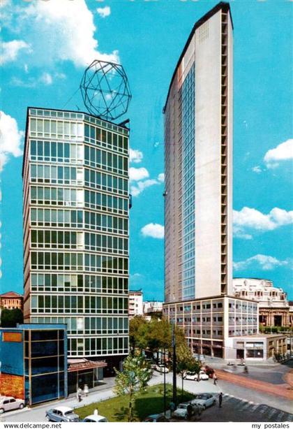 Milano Mailand IT Grattacieli Pirelli e Galbani Wolkenkratzer