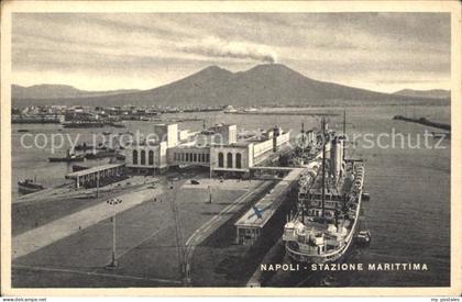 Napoli Neapel Hafen
