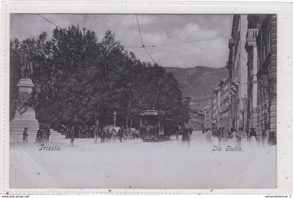 Trieste. Via Giulia. *
