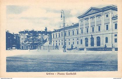 Italia - UDINE - Piazza Garibaldi