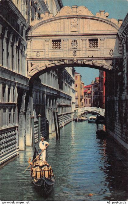 B373 Italy Venezia Venice Bridge of Sighs vintage postcard