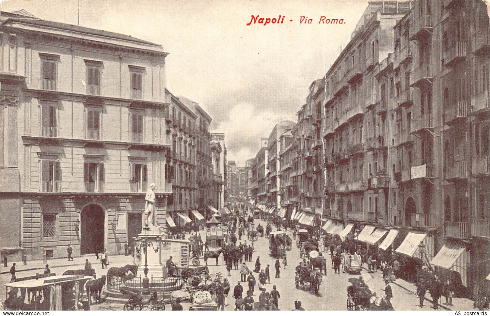 Italy Napoli Naples Via Roma vintage postcard B812