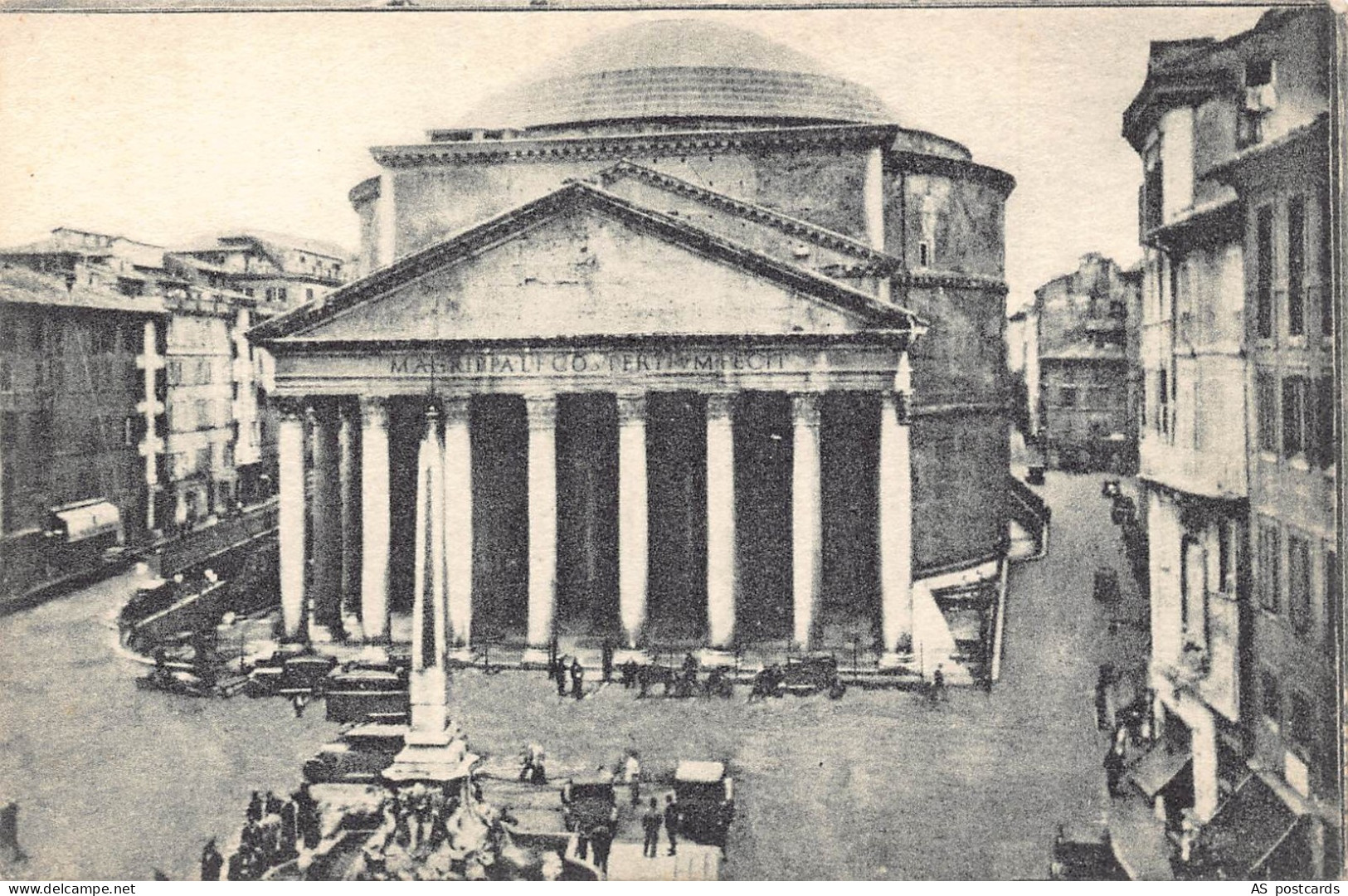 Italy Pantheon Rome Roma vintage postcard B813
