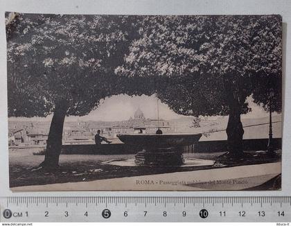 I123576 Cartolina - Roma passeggiata del Monte Pincio - VG 1915