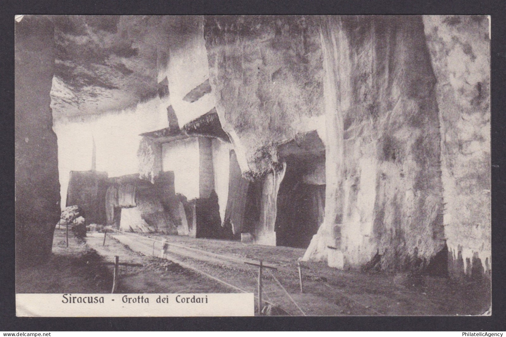 ITALY, Vintge postcard, Syracuse, Grotta dei Cordari