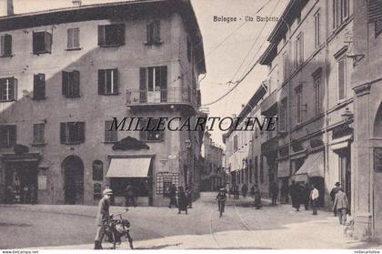 BOLOGNA: Via Barberia