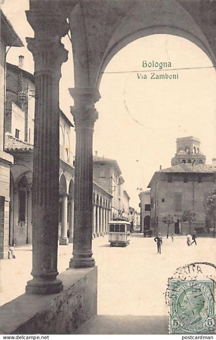Italia - BOLOGNA - Via Zamboni
