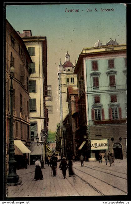 Cartolina Genova, Via S. Lorenzo con persone che passeggiano