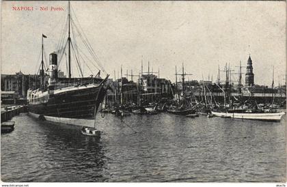 CPA NAPOLI Nel Porto ITALY (14770)