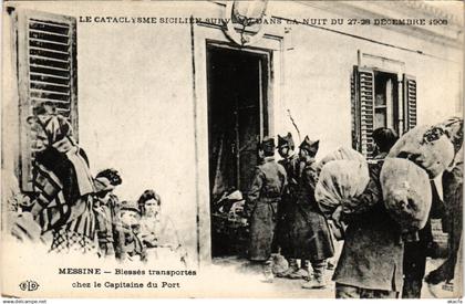 CPA MESSINA Blessés transportés, chez le Capitaine ITALY (494960)