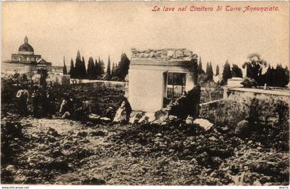 CPA Le lave nel Cimitero di Torre Annunziata ITALY (526658)