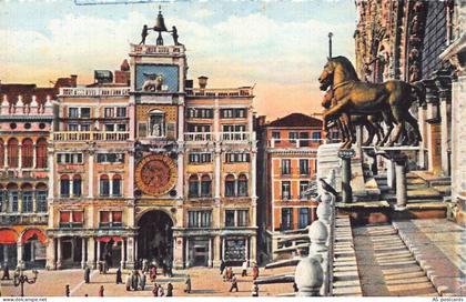 B369 Italy Venezia Venice The Bronze Horses vintage postcard