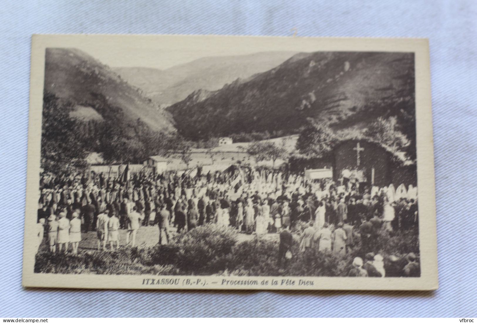 Itxassou, procession de la fête Dieu, Pyrénées Atlantiques 64