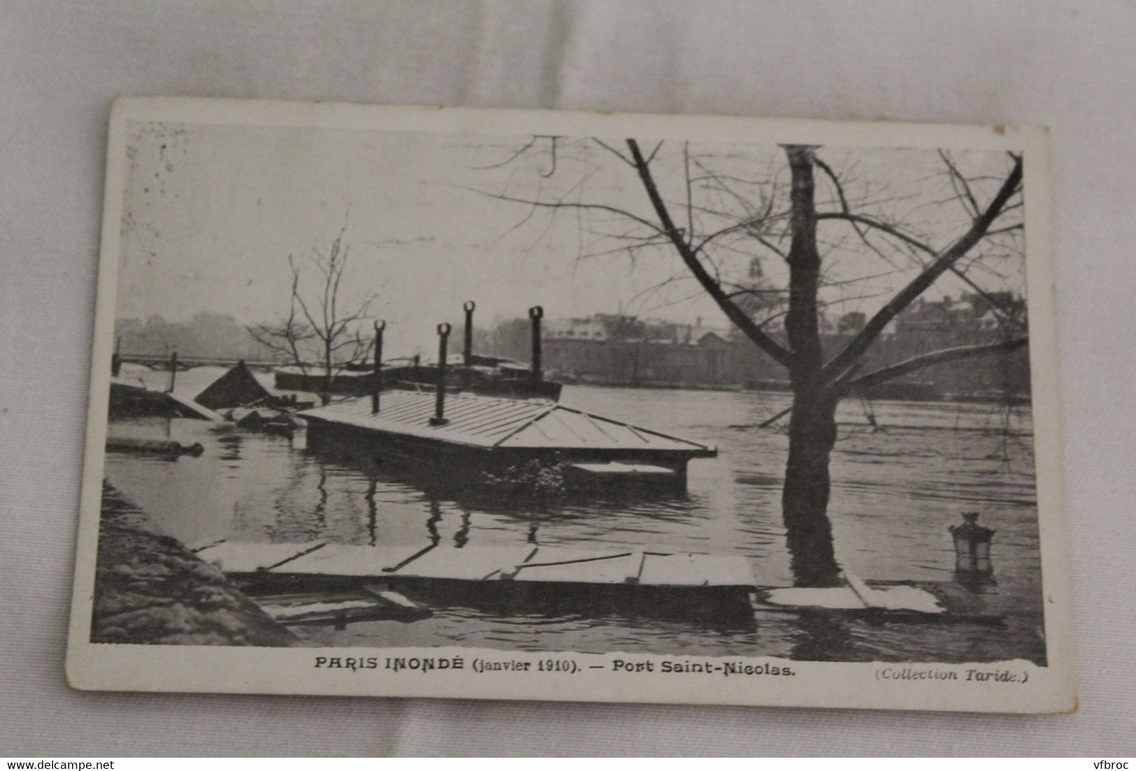 J288, Port saint Nicolas, Paris inondé 75