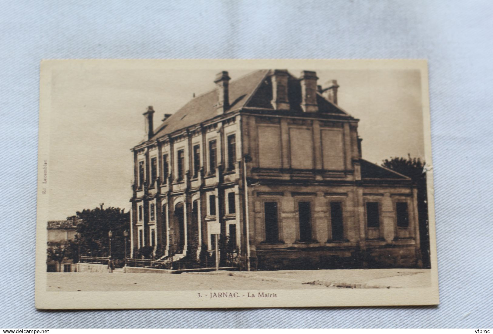 Jarnac, la mairie, Charente 16