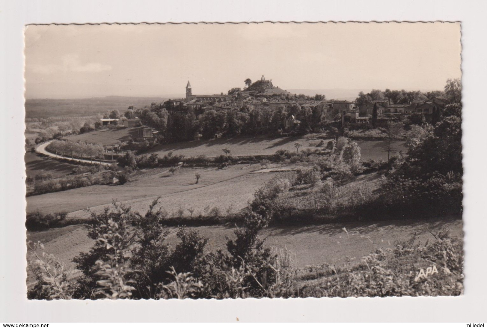 JJ582 - LAUTREC - Vue générale