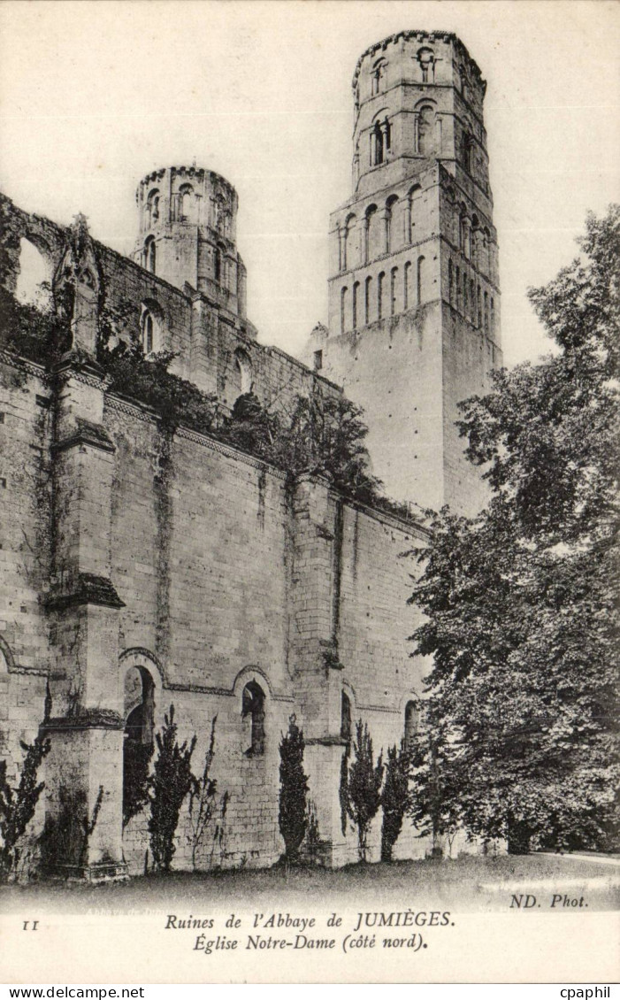 Jumieges CPA Anciennes abbaye de Jumieges Eglise Notre Dame