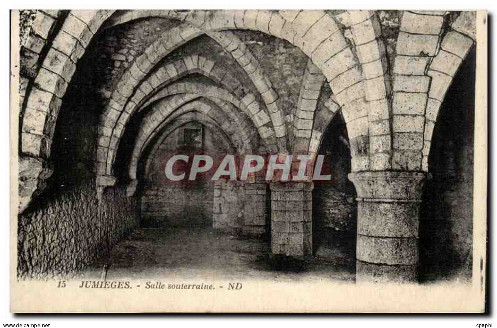 Jumieges CPA Salle souterraine