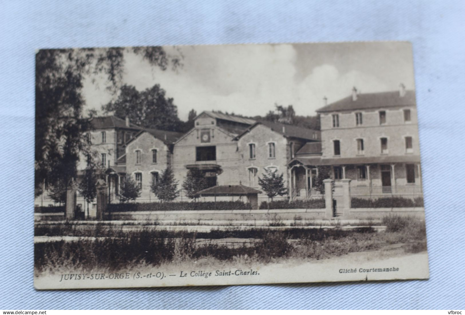 Juvisy sur Orge, le collège saint Charles, Essonne 91