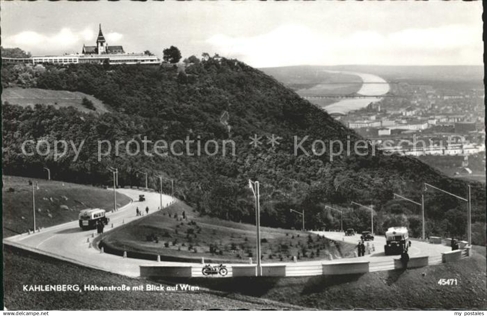 Kahlenberg Wien Hoehenstrasse mit Blick auf Wien