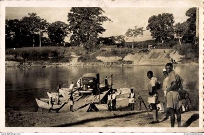 CPA Oubangui Tschad, Pssage d'un Bac