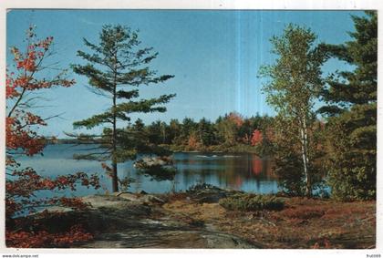 AK 254929 CANADA - Greetings from Huntsville - Muskoka