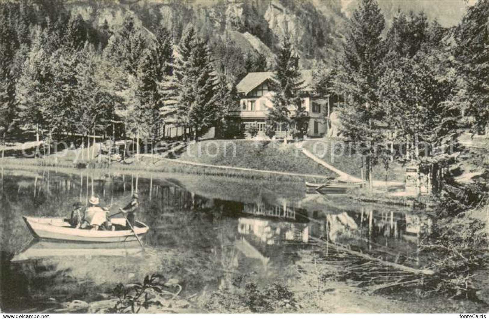 Kandergrund Blausee mit Pensionsgebaeude