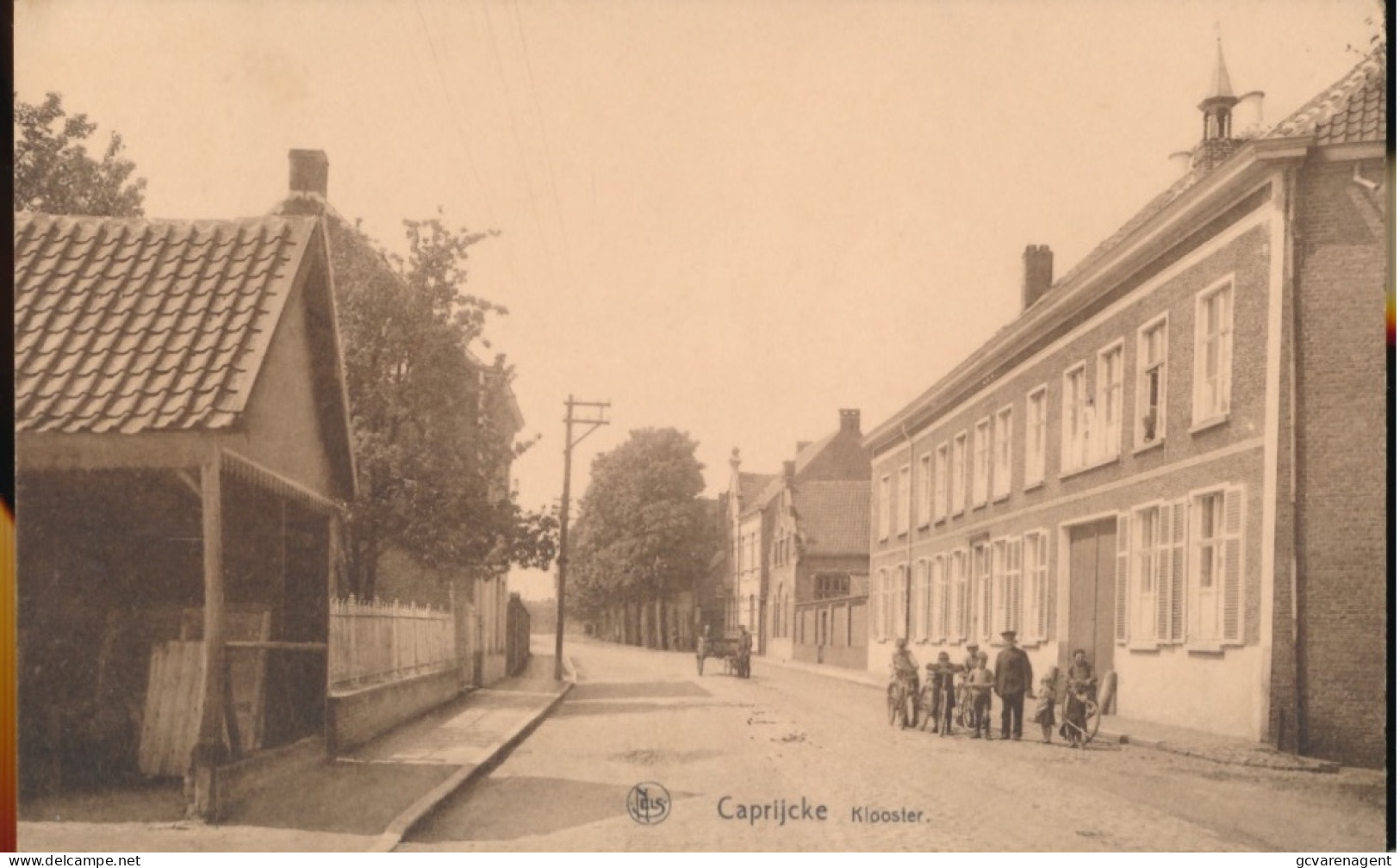 KAPRIJKE      KLOOSTER.    2 SCANS