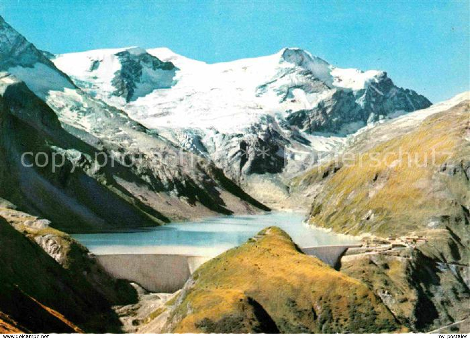 Kaprun Kraftwerksgruppe Glockner Kaprun Drossen und Mooserbodentalsperre mit Hei