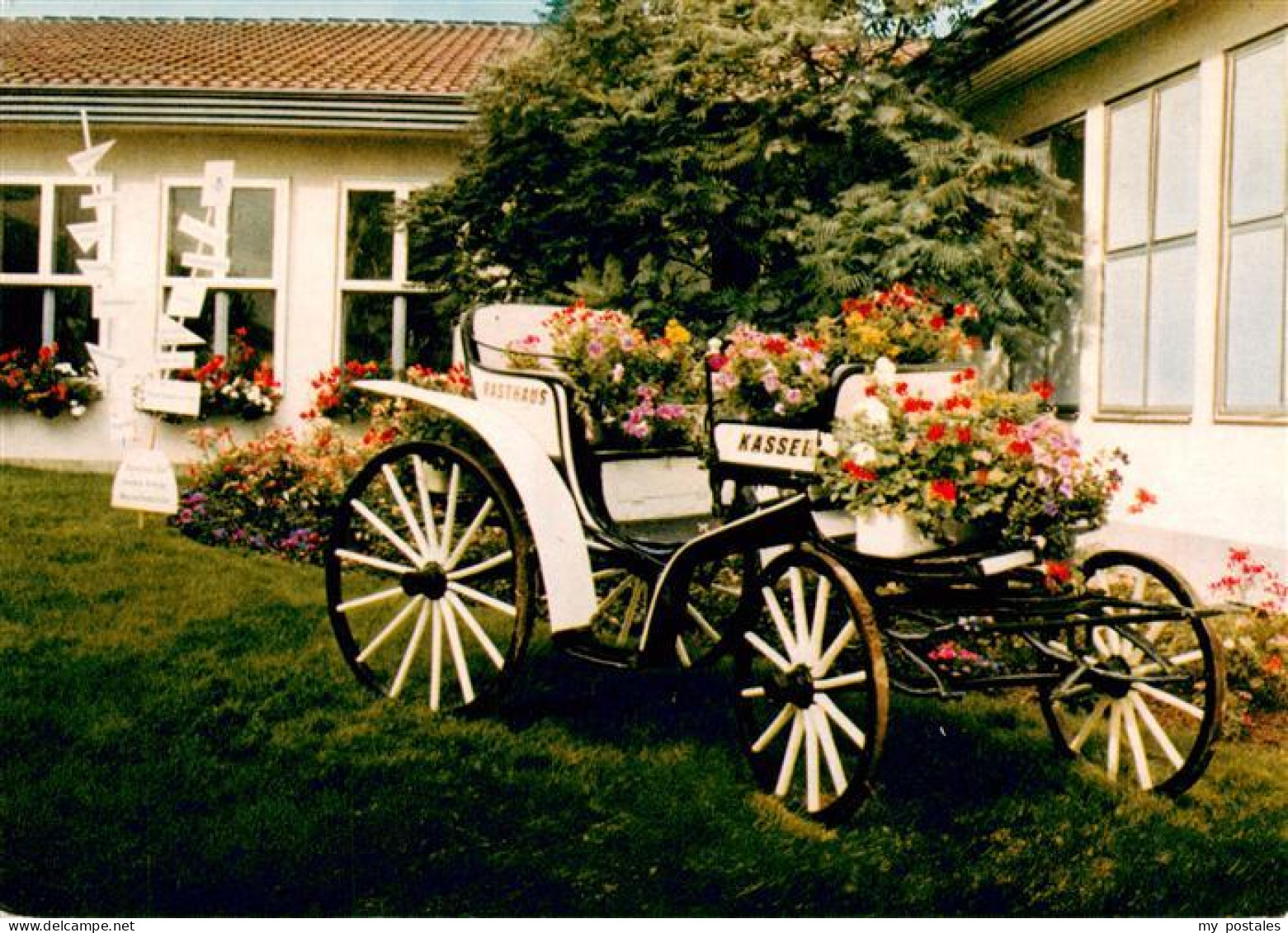 KAssEL  CITY Autobahn Rasthaus Kassel Blumenkutsche