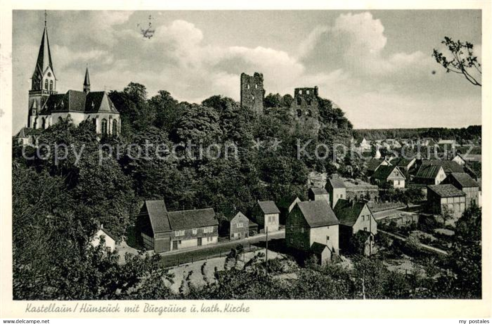 Kastellaun Hunsrueck Burgruine und kath Kirche