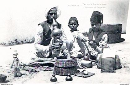 KENIA - MONBASA - CHARMEUR DE SERPENT - (SERPENT'S FASCINATE MAN)