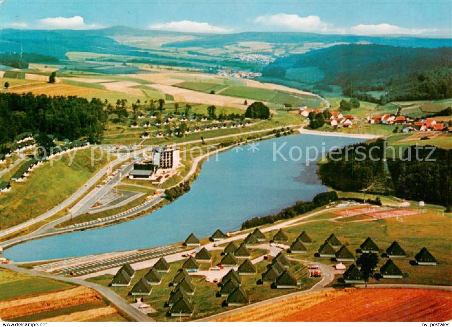 Kirchheim Hessen See Park Kirchheim Fliegeraufnahme