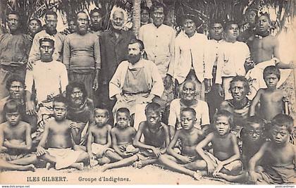 KIRIBATI Gilbert Islands - Group of natives - Publ. unknown