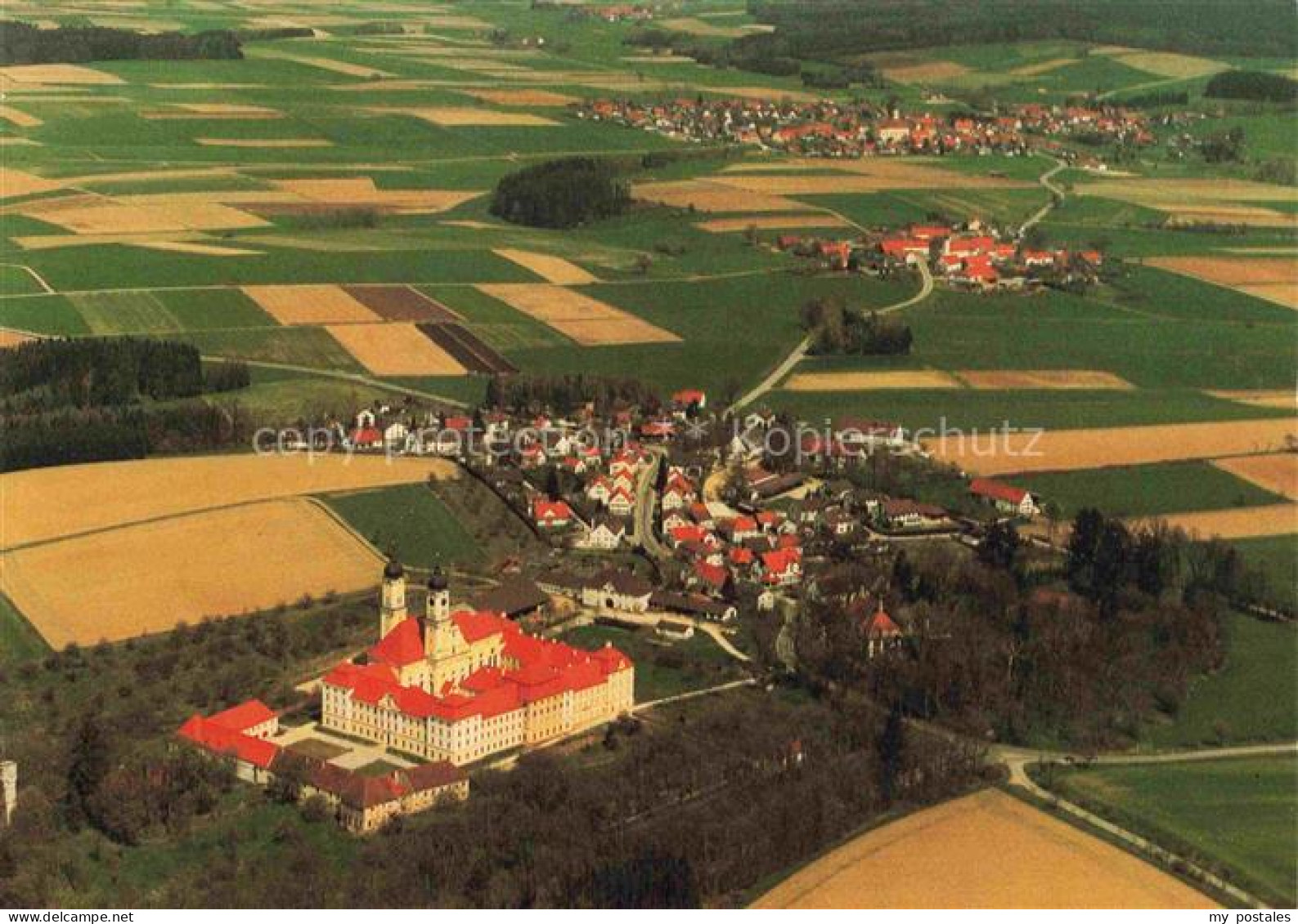 Kloster Roggenburg Kloster Praemonstratenser Fliegeraufnahme Felder Ortschaft Ki