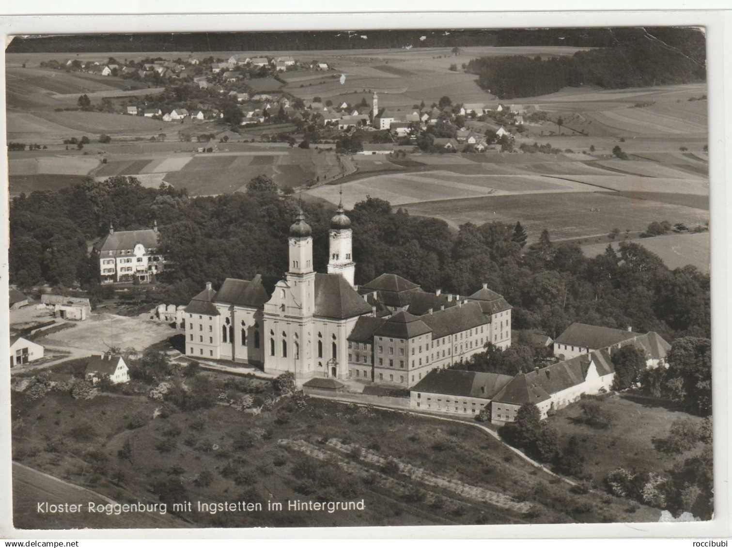 Kloster Roggenburg mit Ingstetten im Hintergrund