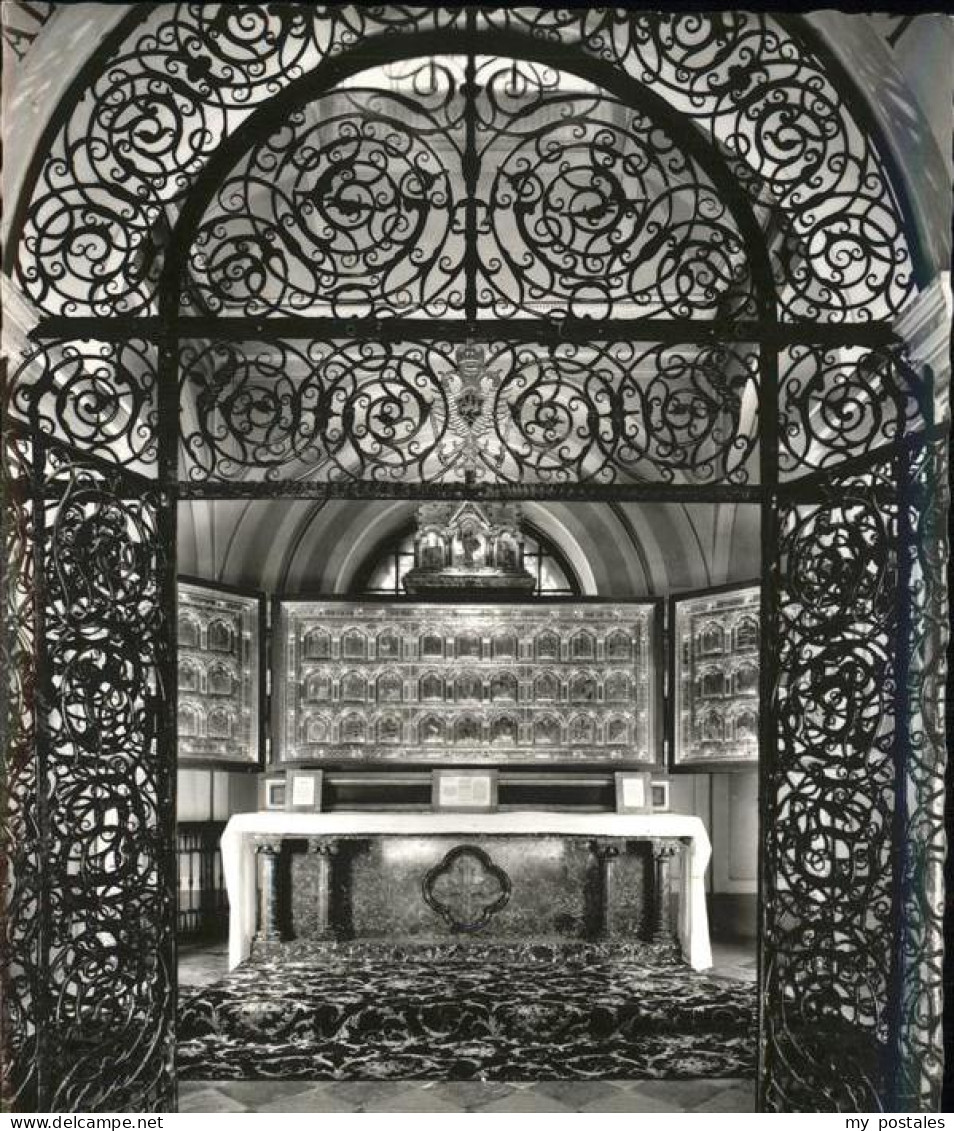 Klosterneuburg Stift Klosterneuburg Leopoldikapelle Verduneraltar